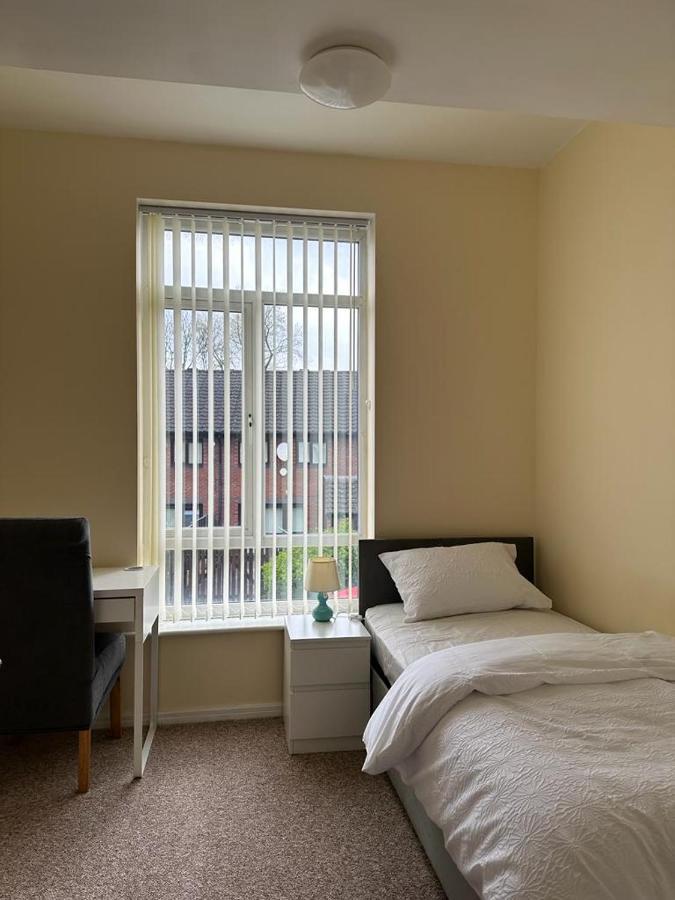 Rooms 7 Minutes From Etihad Manchester Ngoại thất bức ảnh